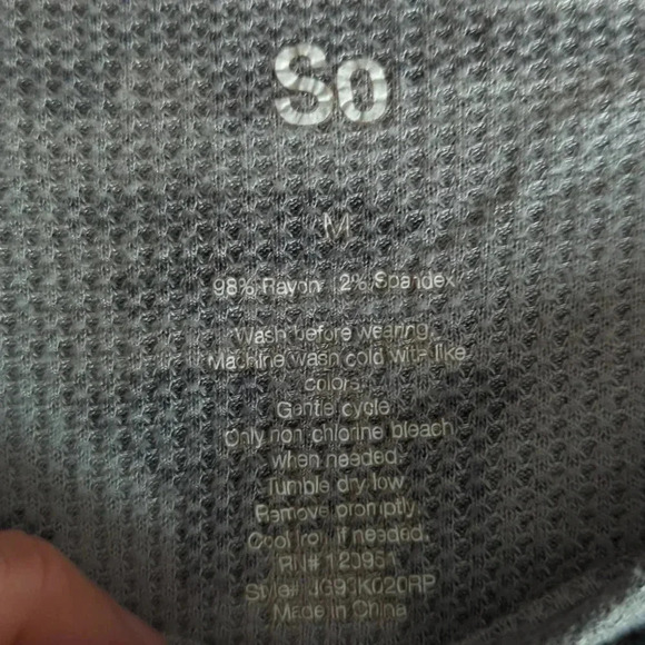 2 junior crop tops (SO & Wild fable) - Picture 9 of 13